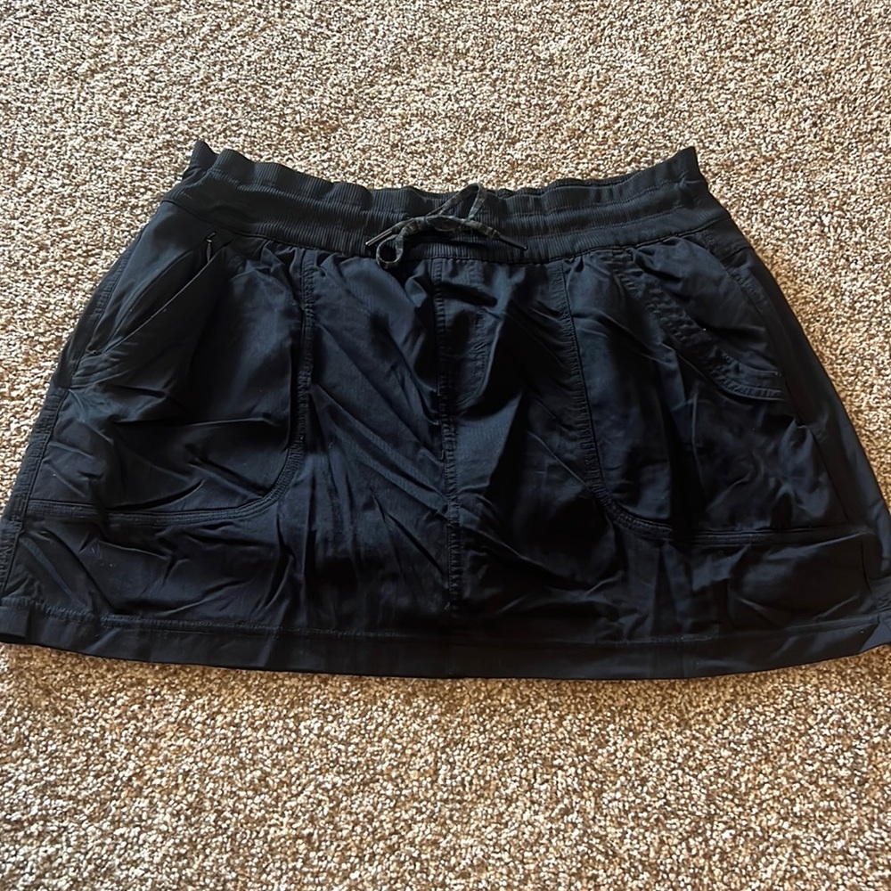 - Northface skort